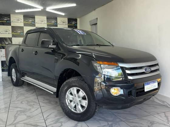FORD RANGER 2.5 XLS 4X2 CD 16V FLEX 4P MANUAL FORD RANGER 2.5 XLS 4X2 CD 16V FLEX 4P MANUAL